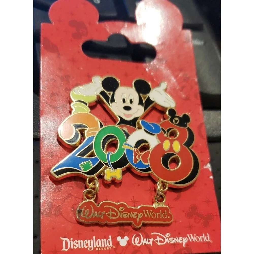 Disney Pin Mickey Mouse Dangle Pluto Bone Donald Goofy Hats 59128 WDW Dated 2008